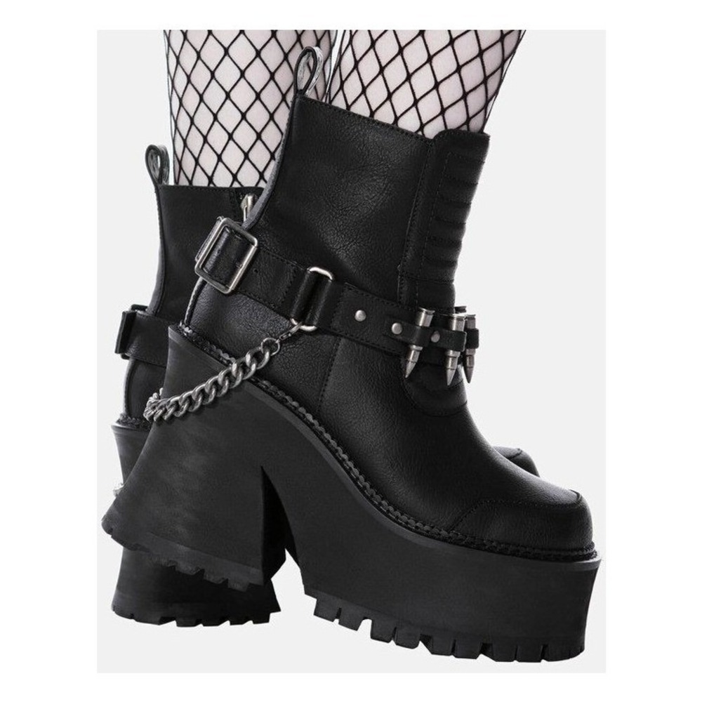 Killstar rise up ankle boots chain bullet details size 5